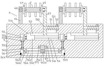 Novel double-spliced water cup