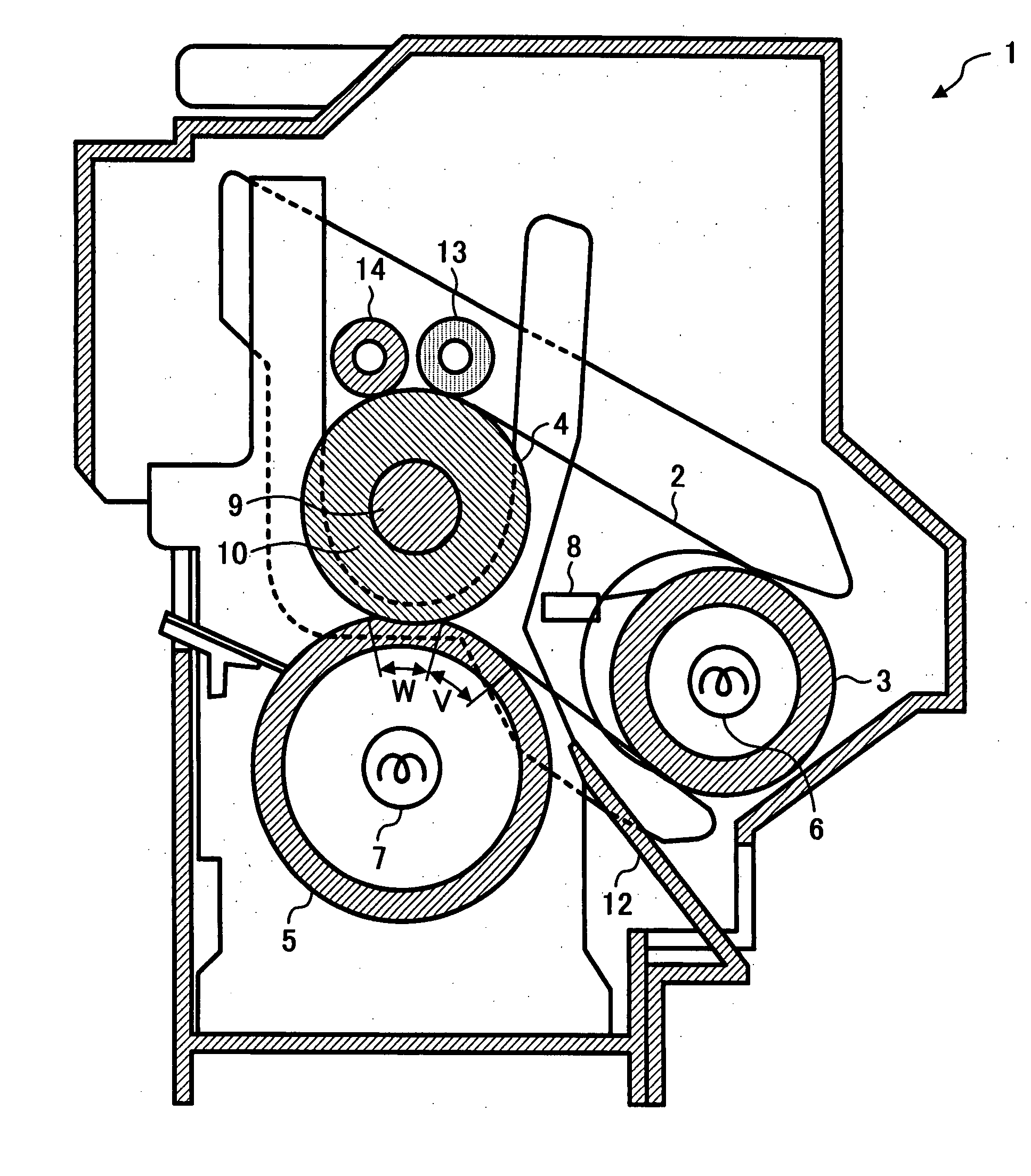 Image forming apparatus and fixing apparatus for fixing toner image by using belt