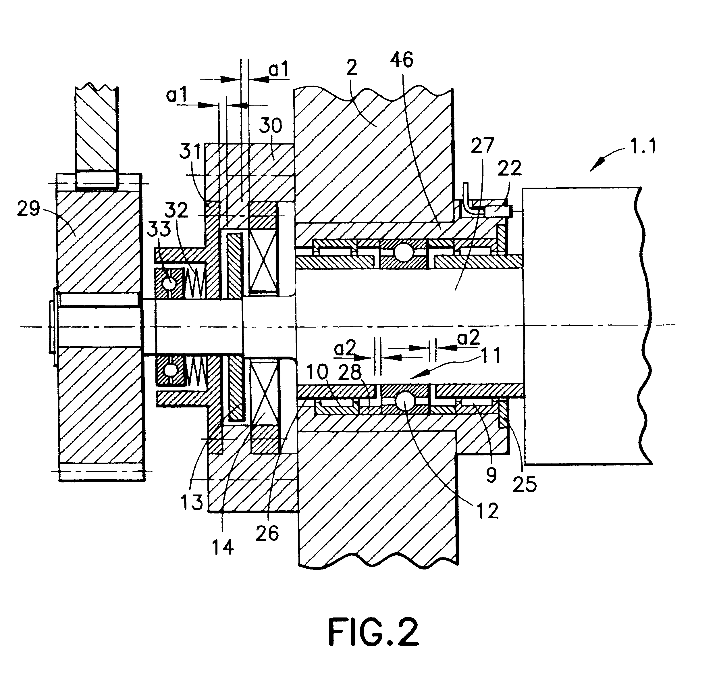 Apparatus for the axial guidance and adjustment of a cylinder