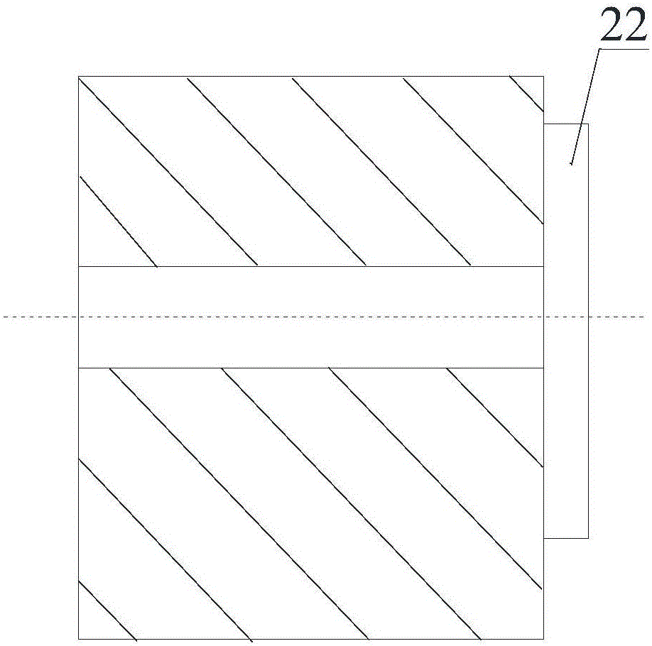 Pipe cutting device