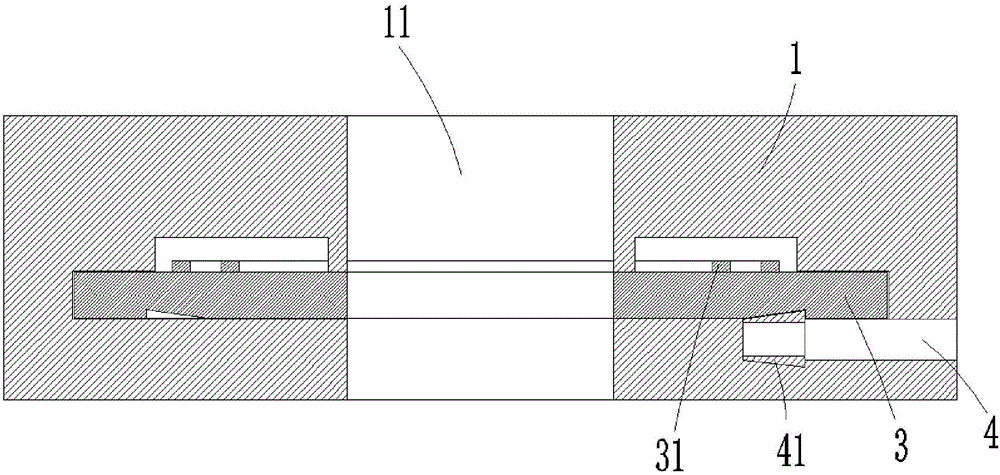 Hole opener adjustable in hole diameter