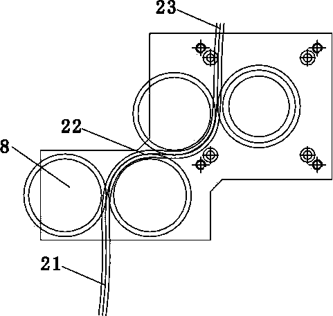 Bead embroidery embroidering machine and bead feeding method