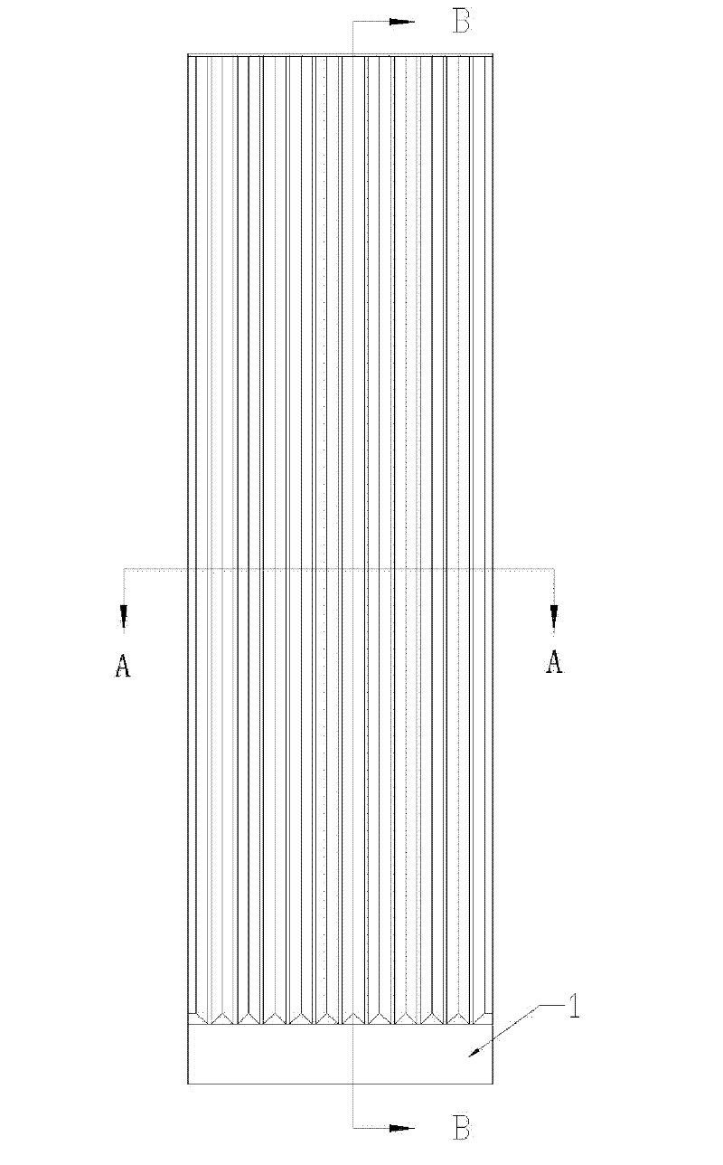 Single-sided corrugated plate type pulsating heat pipe