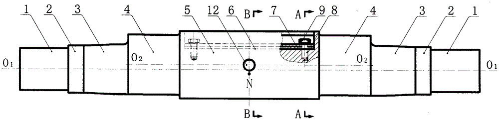 A grooved self-balancing eccentric shaft for jaw crushers