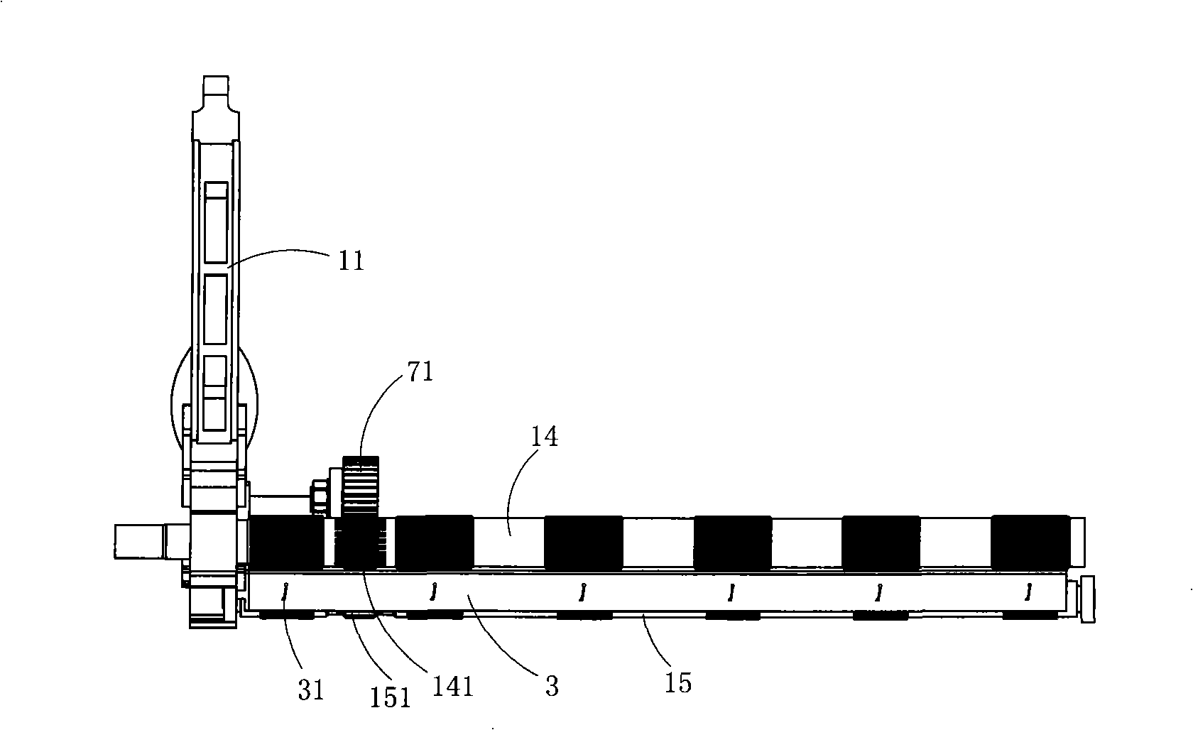 Four-roller compact spinning device