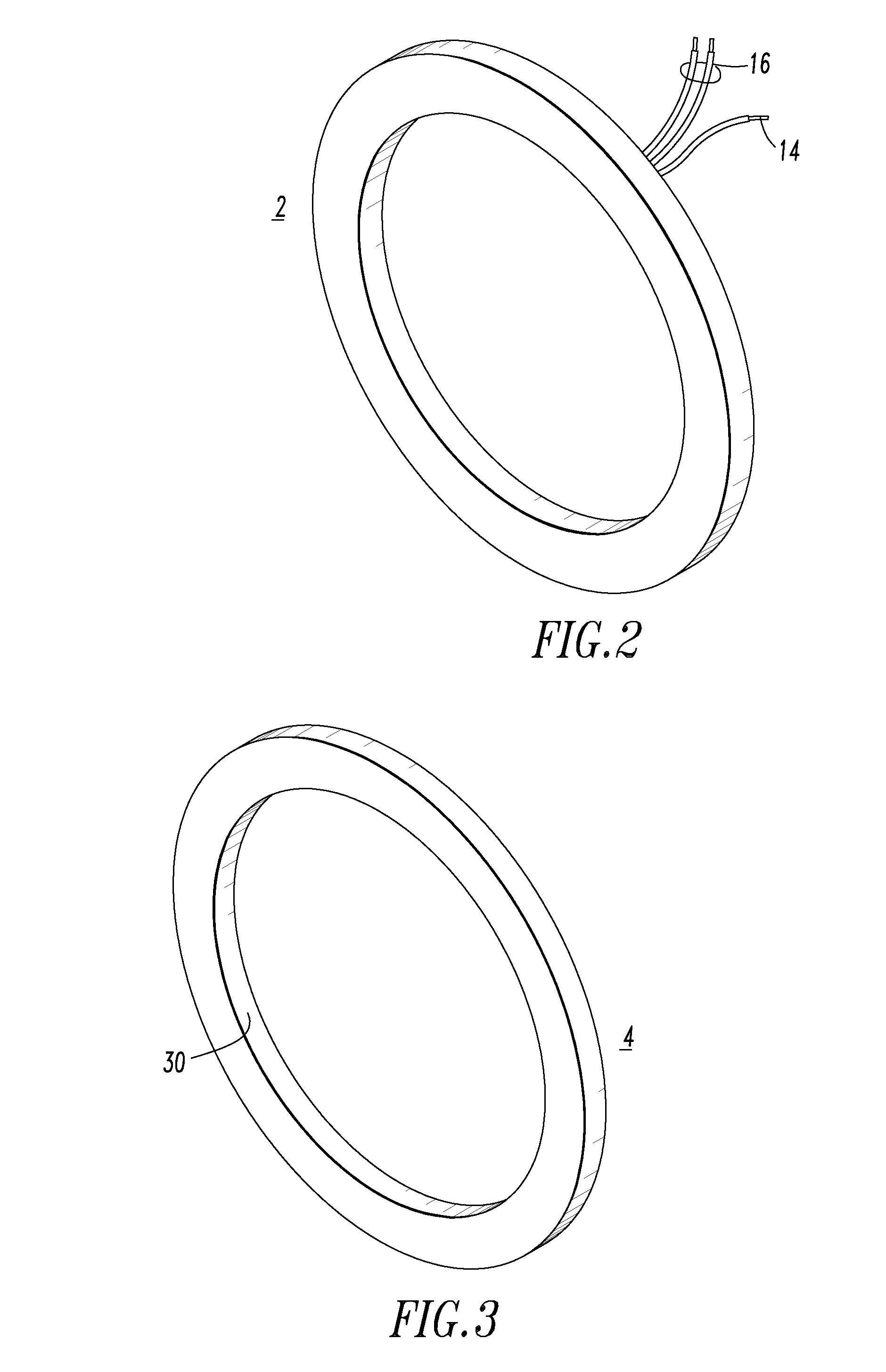 Rogowski coil, medium voltage electrical apparatus including the same, and method of providing electrostatic shielding for a rogowski coil