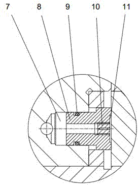 Closed static pressure guide rail with static pressure oil film clearance compensation function