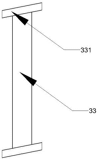 Wine-making grain smashing device with dust removal function