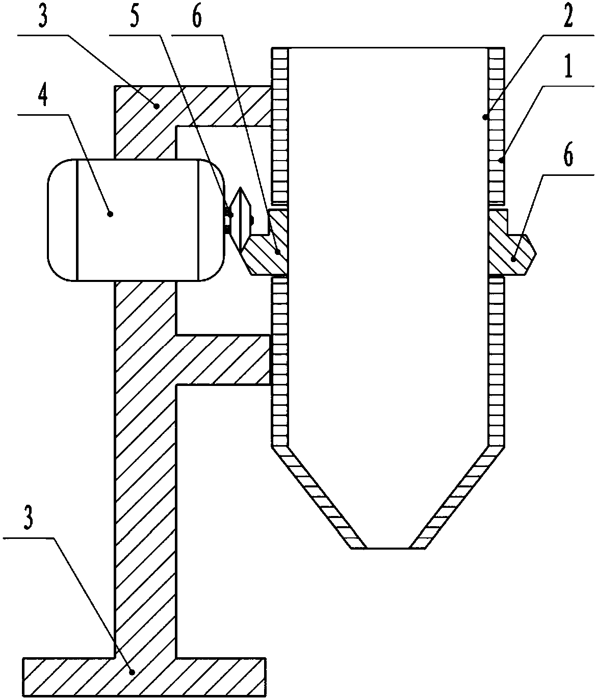 Liquid filling machine