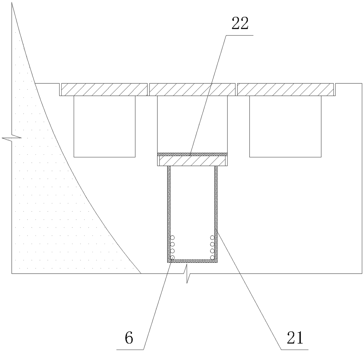 Tunnel drainage anti-freezing integrated system in alpine and severe cold regions