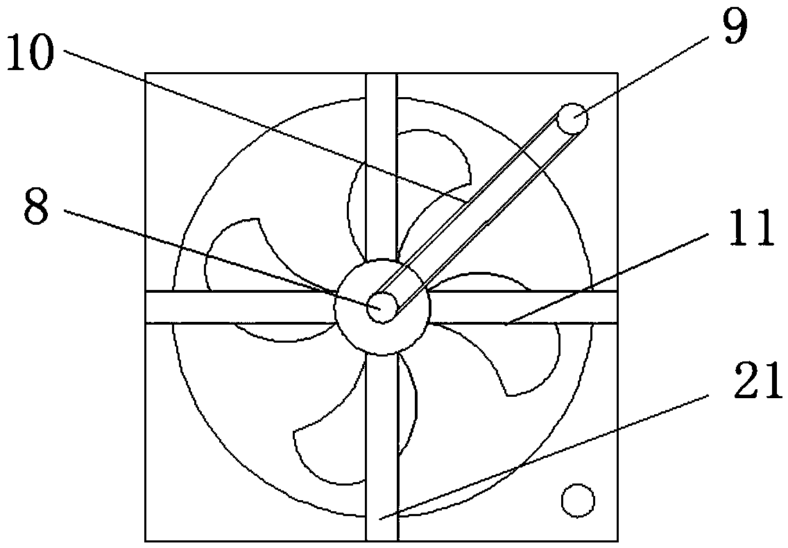 Chicken raising device with temperature regulation function