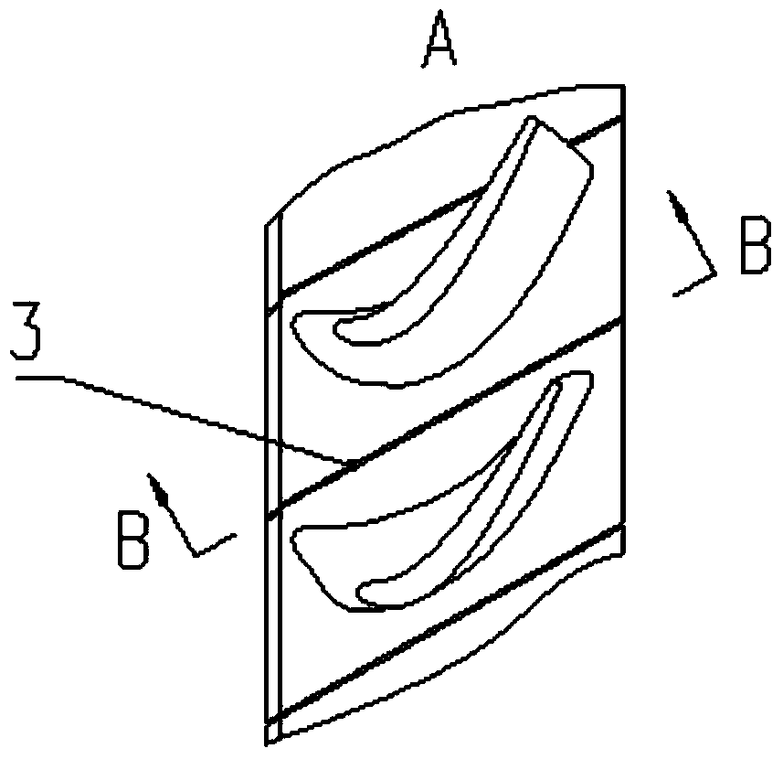 Adjustment structure and method for inherent frequencies of blades of overall blade disk of turbine