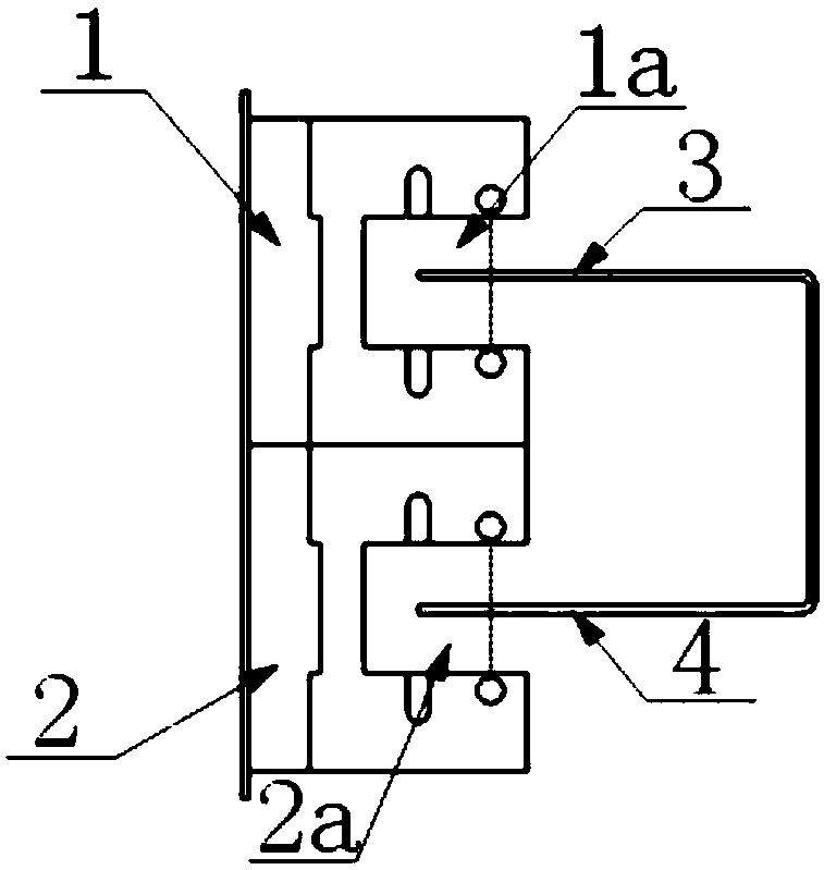 Switch-multiplexed elevator leveling detection device and detection method