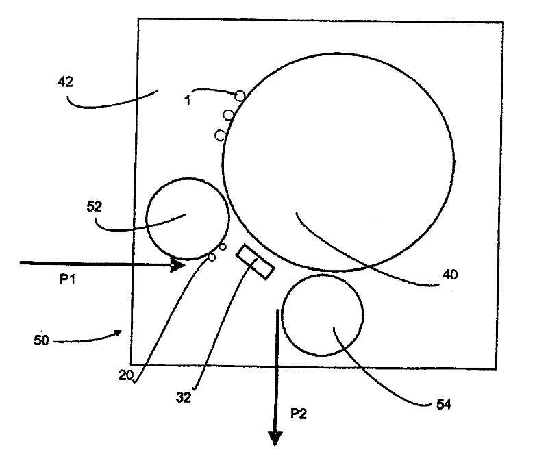 Apparatus for filling containers having a magnetically operated closing cap