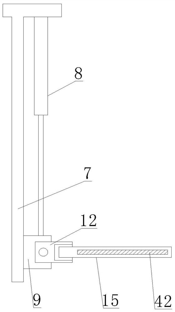 Receiving and transferring device for mixed garbage