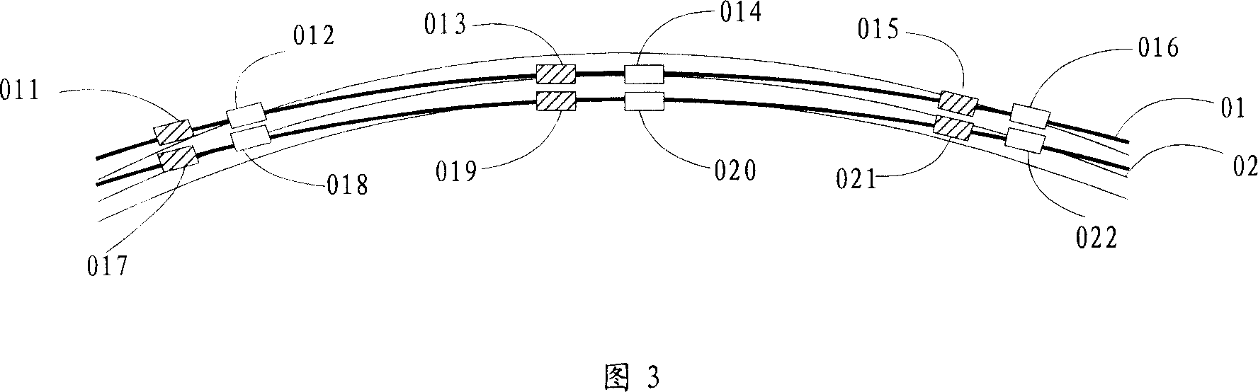 Self-servo cutting method and device capable of eliminating repeatable eccentric error