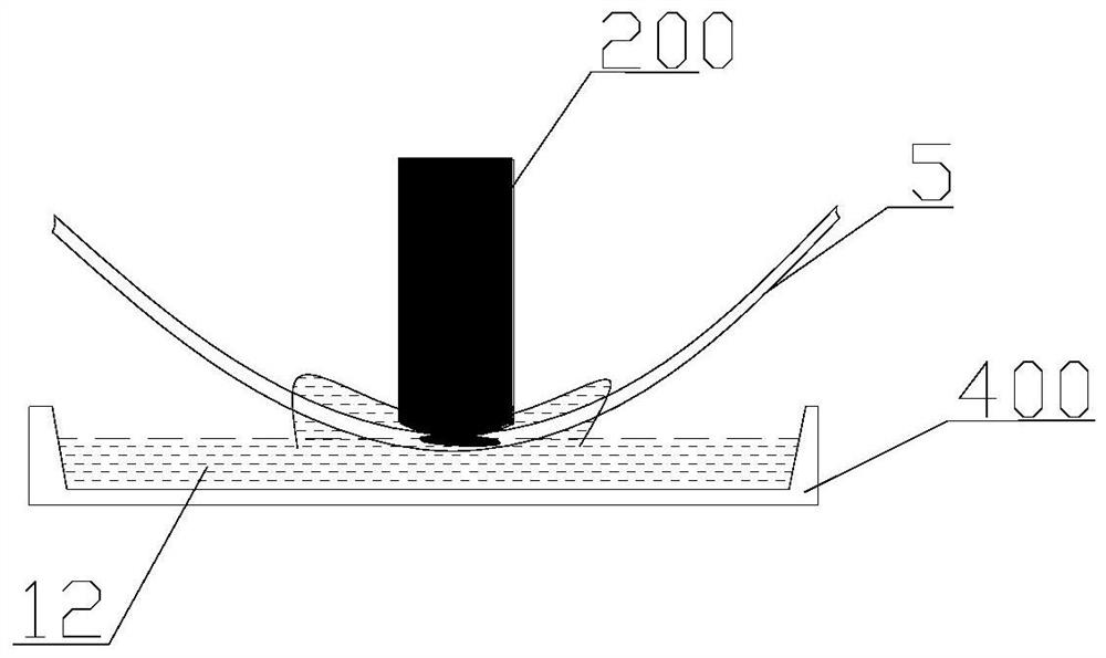 A wall-mounted ultrasonic cleaning device