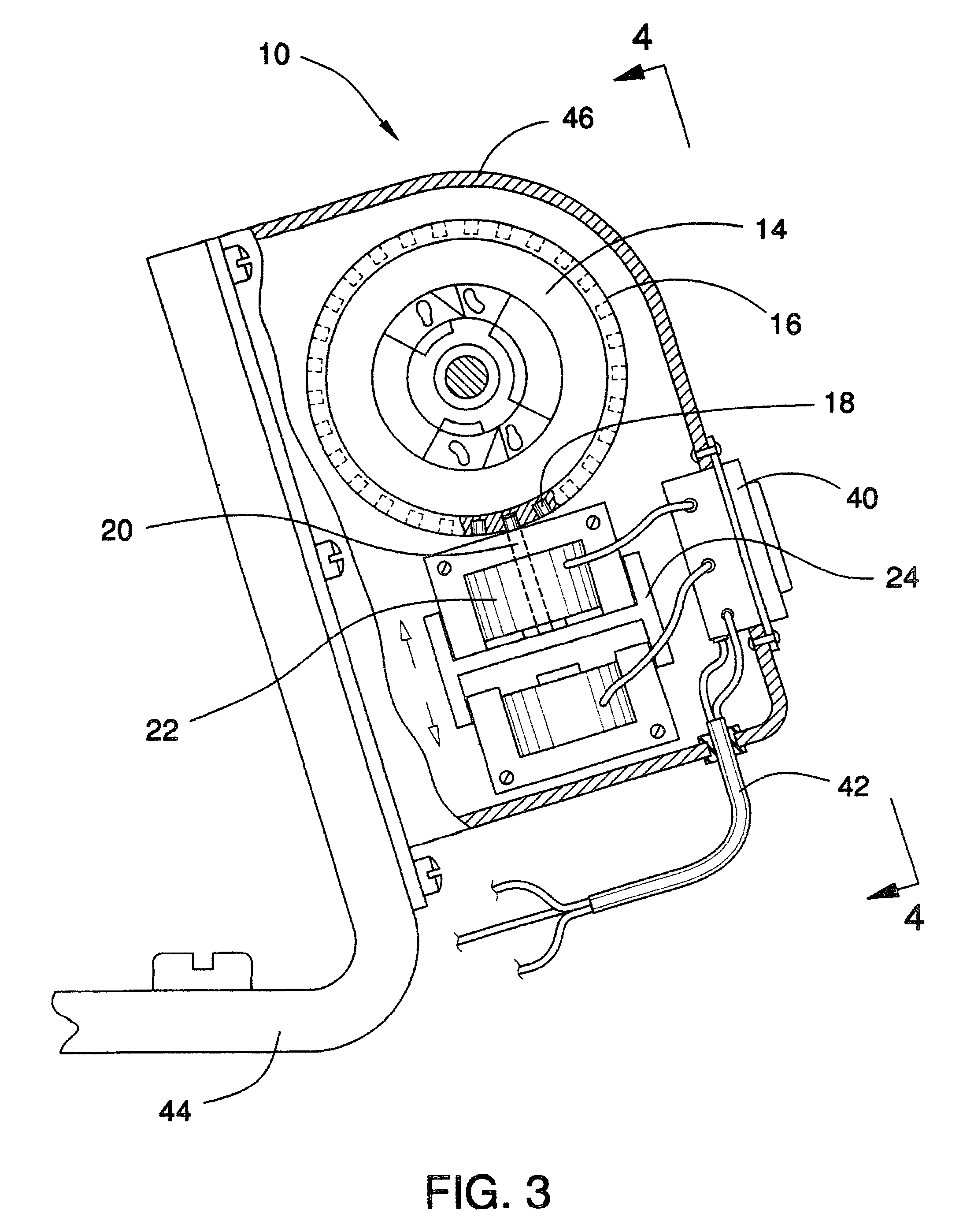 Method for producing a liquid crystal device with low zenithal anchoring energy, and resulting device