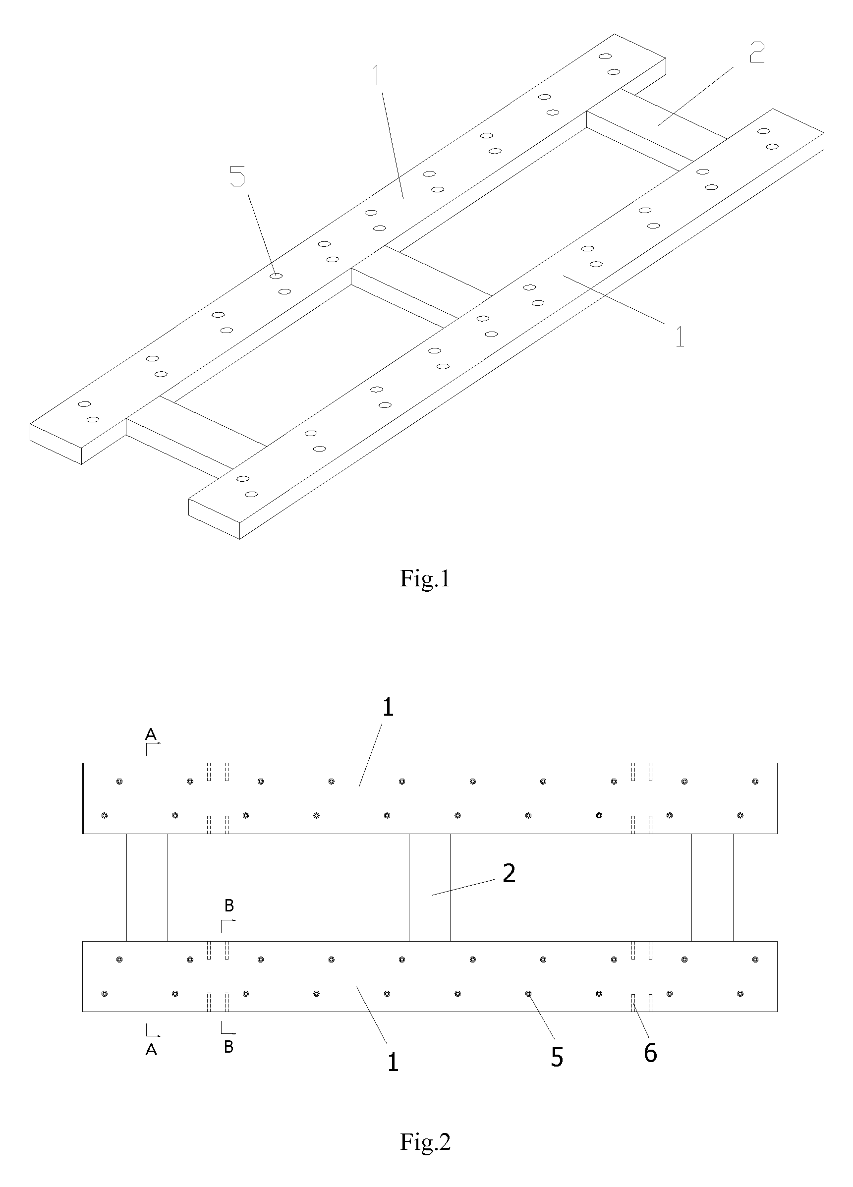 Longitudinal sleeper and damping railway system thereof