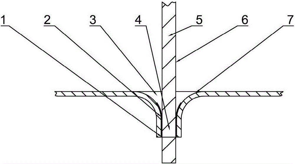 Anti-damage wiring outlet device