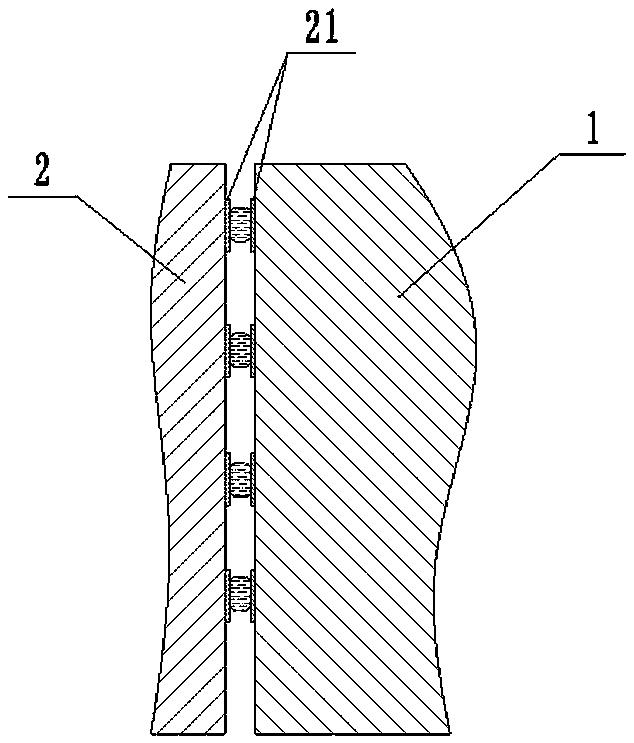 Gap sealing structure and bearing