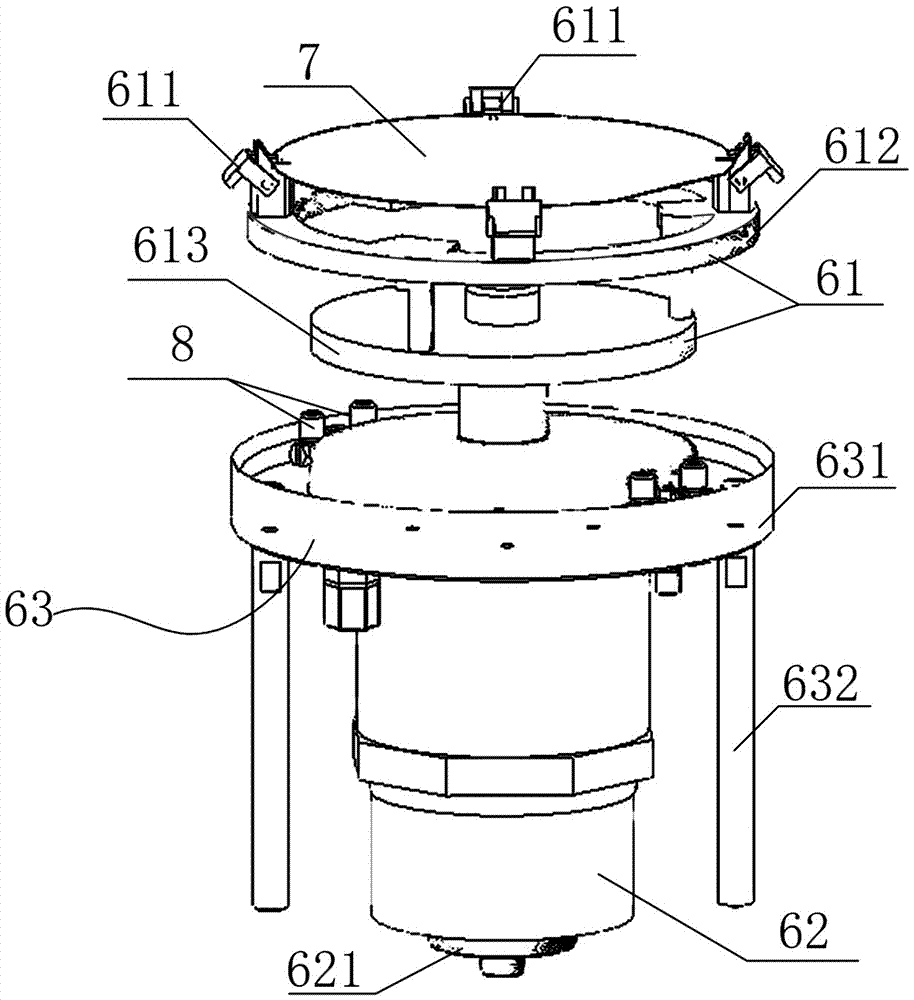 A wafer wet etching cleaning device