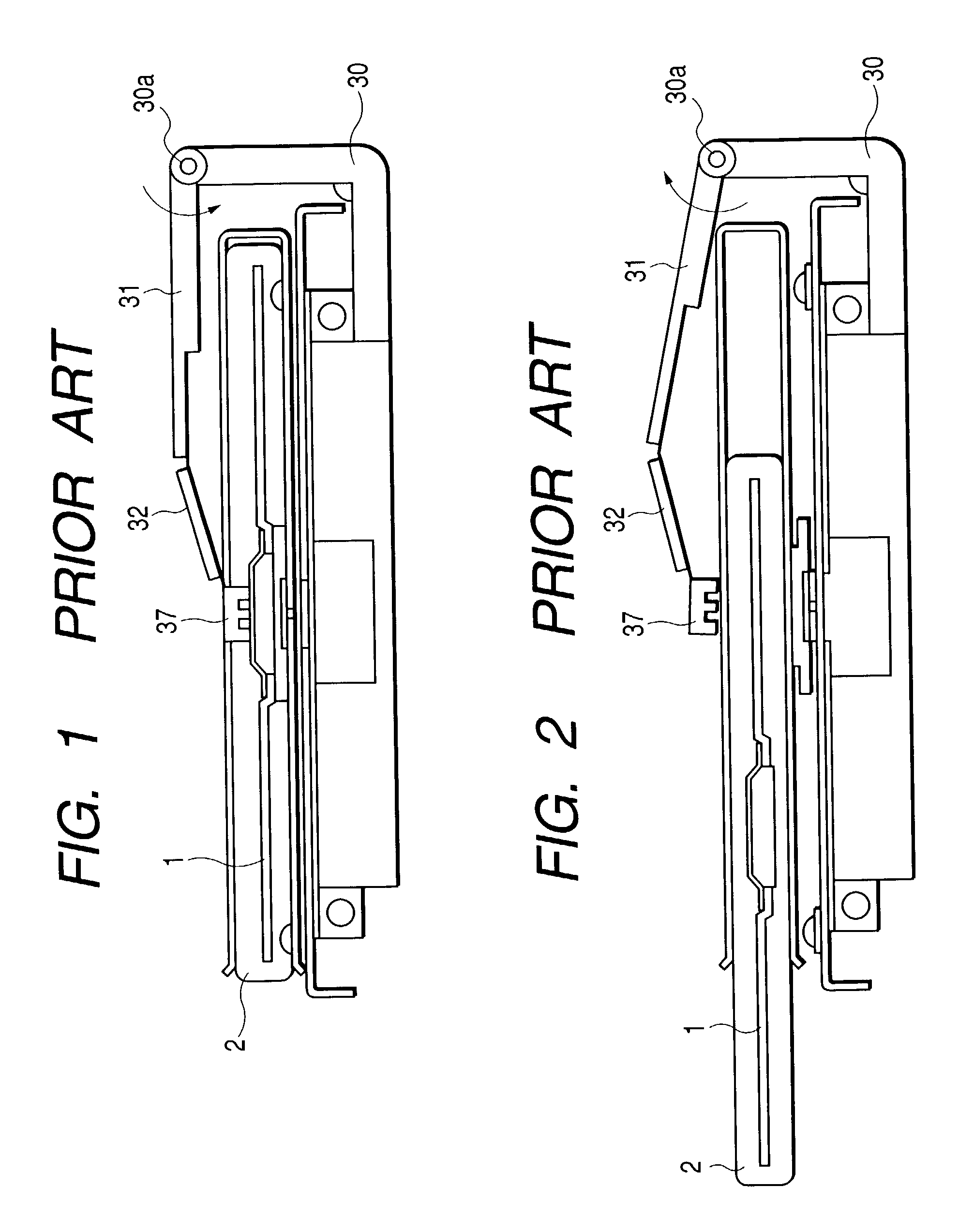 Magnetooptical recording apparatus having retreatable magnetic head