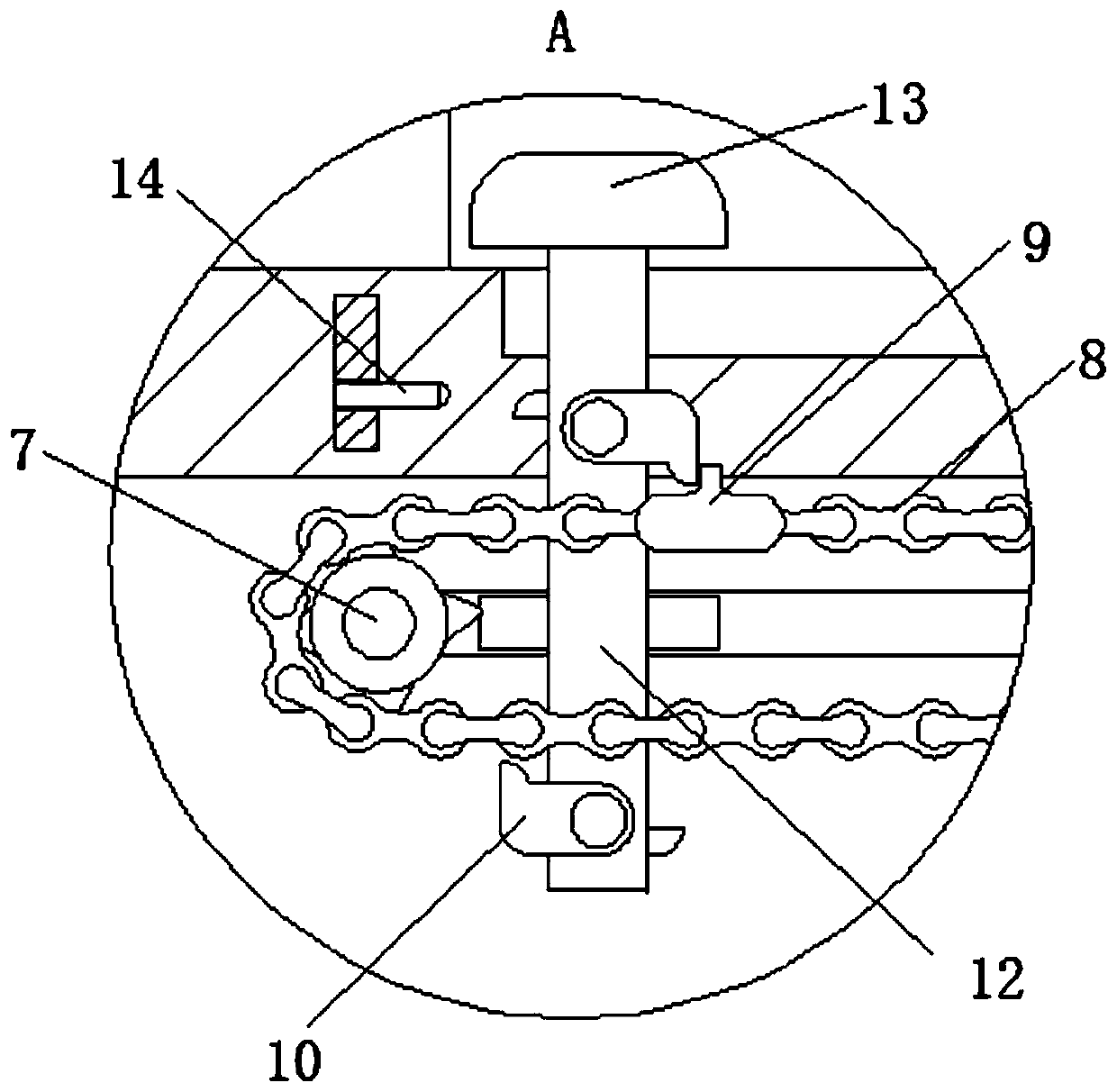 Hardware development operation table capable of automatically cleaning by utilizing chain reciprocating motion