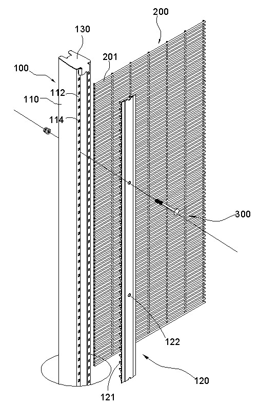 Fencing post and fencing system with same