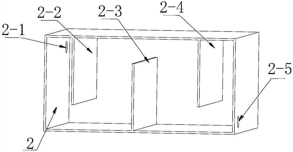 Intelligent temperature-controlled computer case