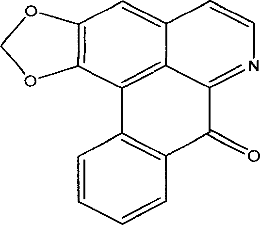 Metal complex with liriodenine as ligand and its synthesis process and use