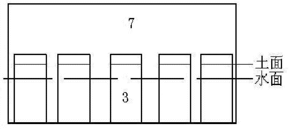 Device and method for measuring mass moisture content and volume density of soil by utilizing volume replacement measurement way