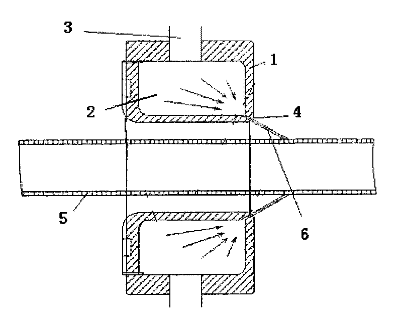 Blowing drying device after underwater pressure test of welded pipe