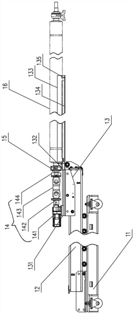 Ceramic roller cleaning device