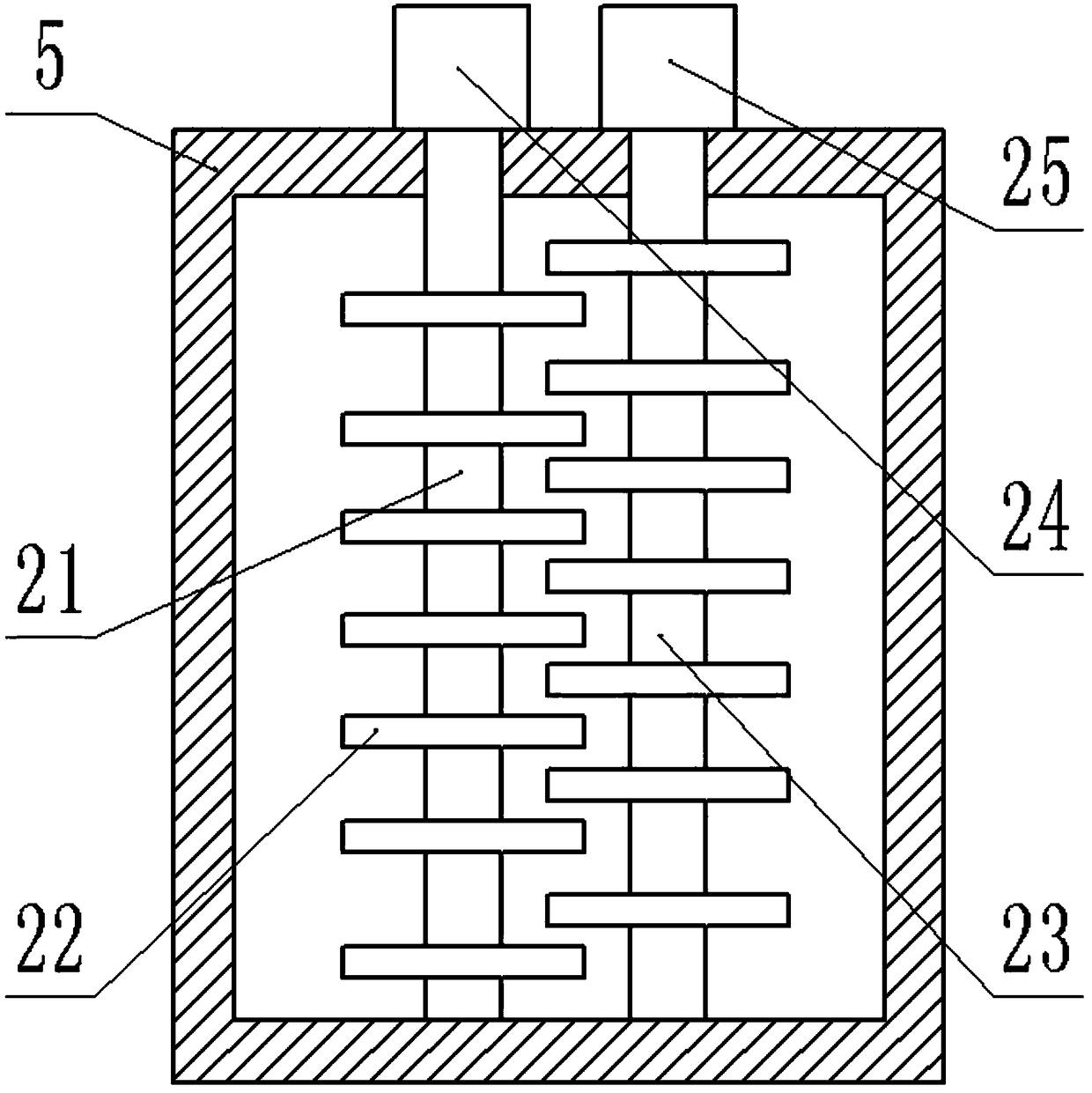 Portable straw smashing and drying device