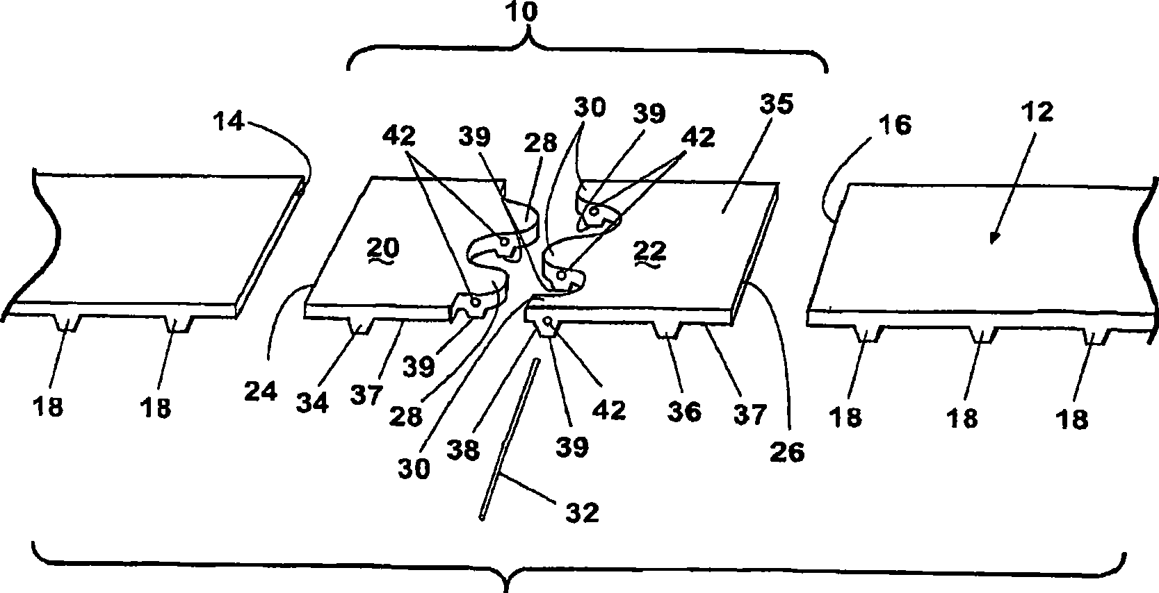 Thermoplastic belt connector with fingers