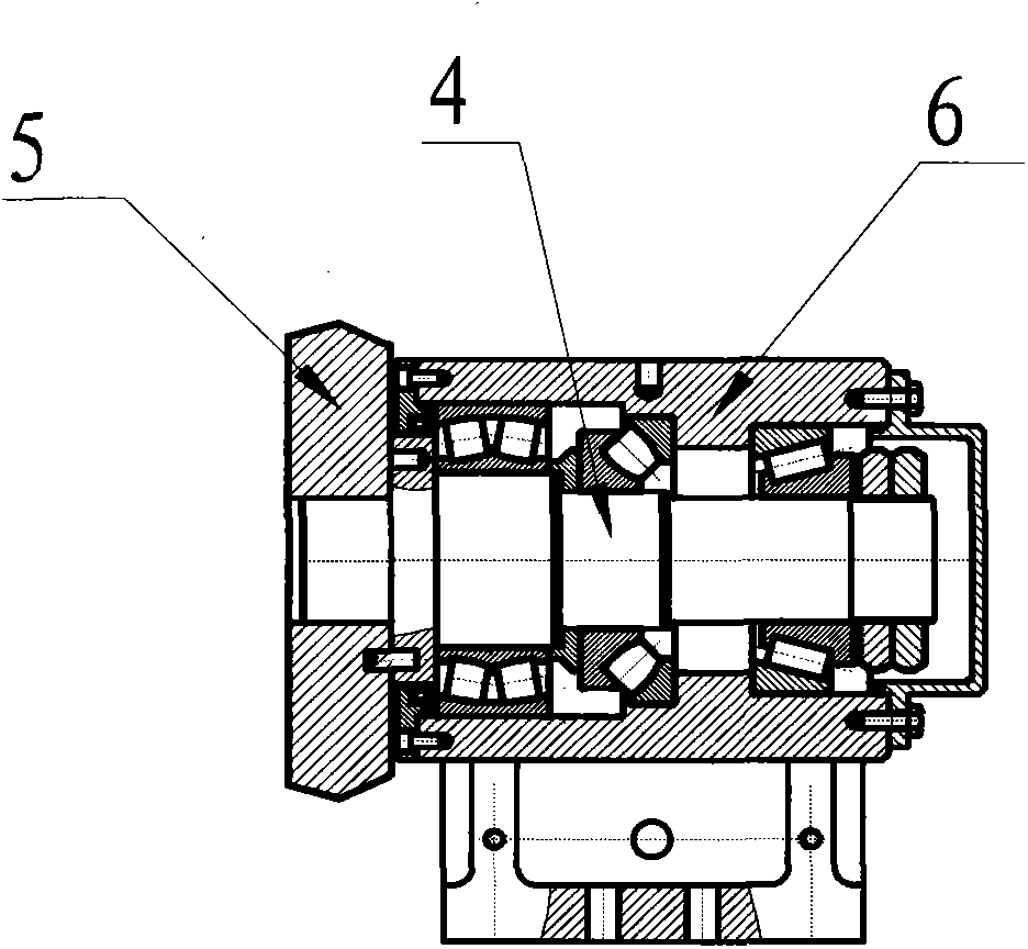 Device and method for spinning cylindrical titanium alloy part