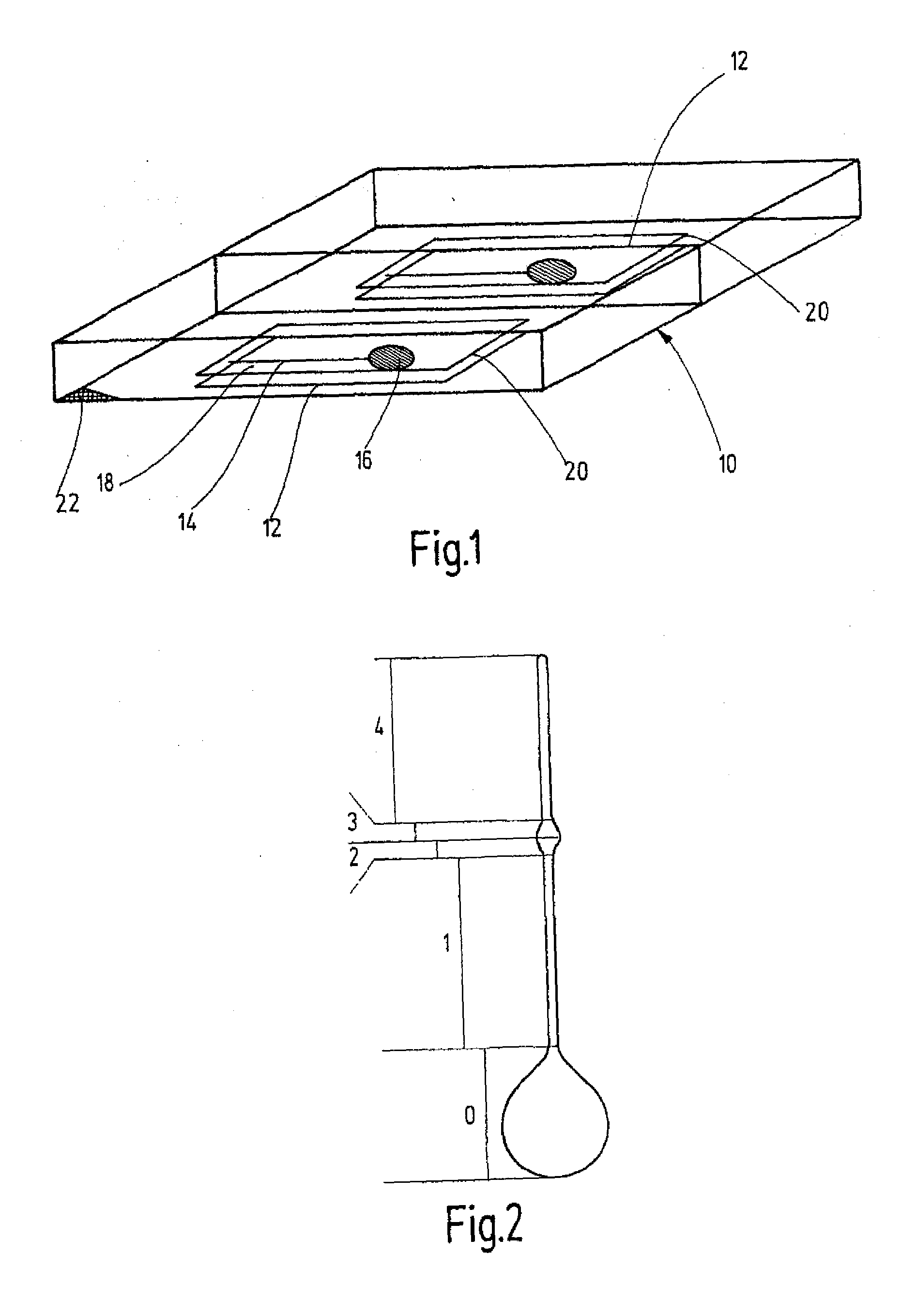 Package for an object having a hydrophilic surface coating