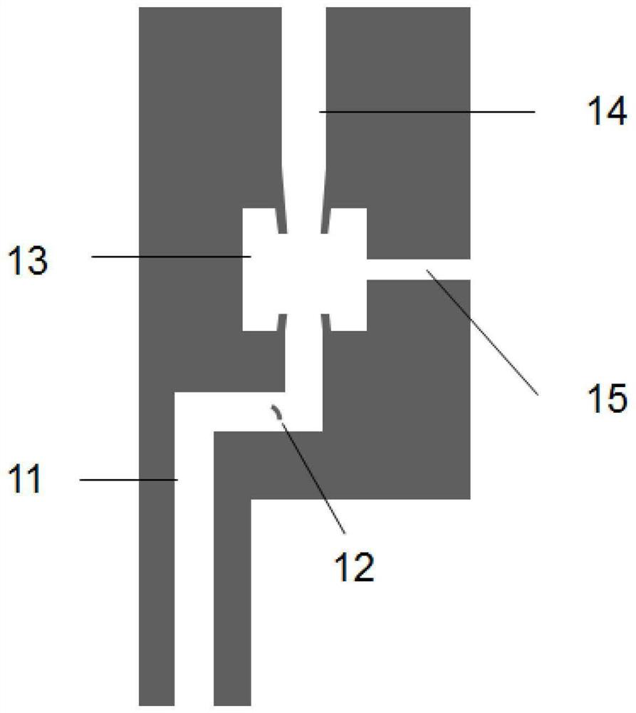 Micro-fluidic chip, and device and method for accurate and quantitative micro-fluidic operation of biological sample