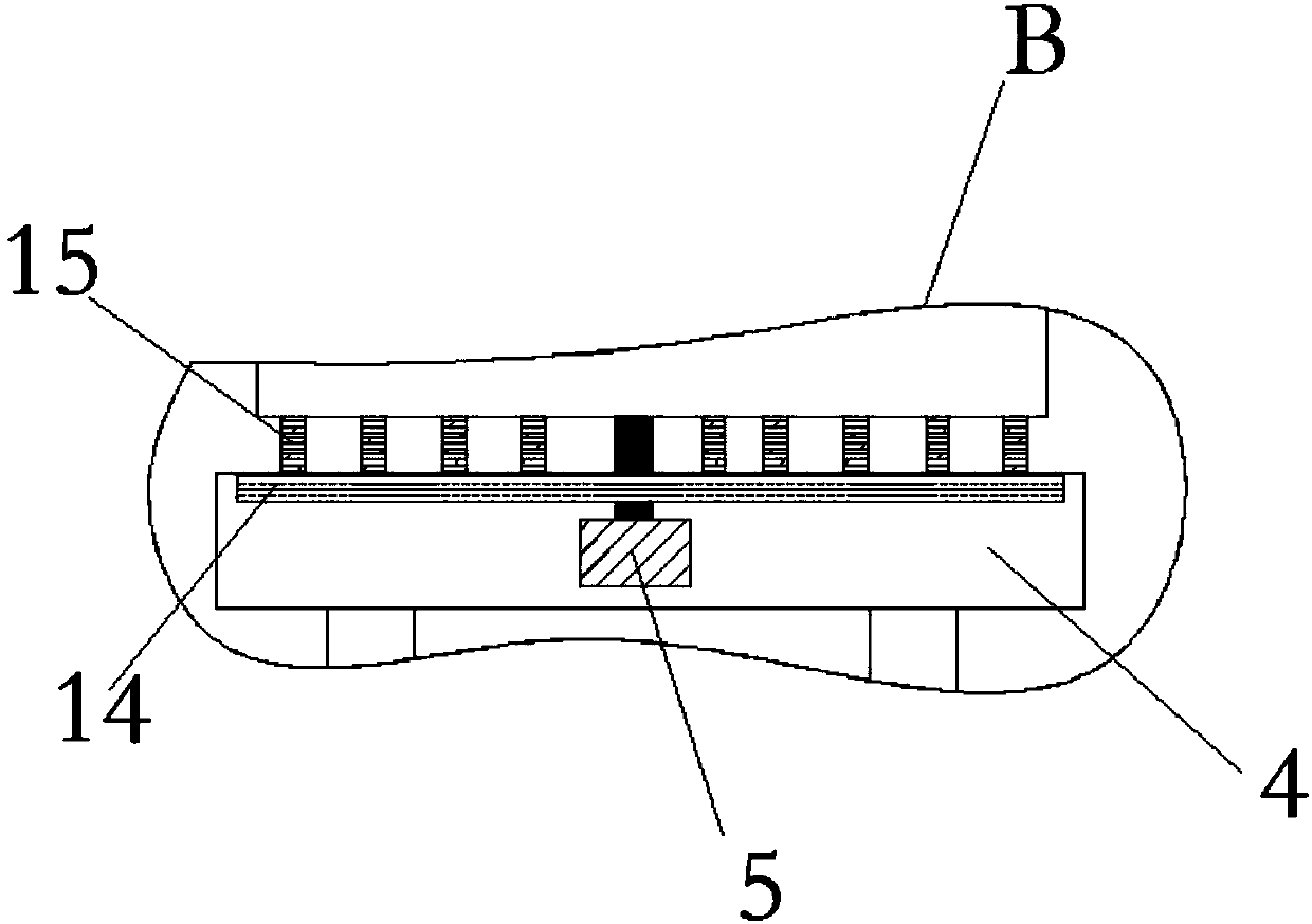 Quick raw material preheating device for plastic product production