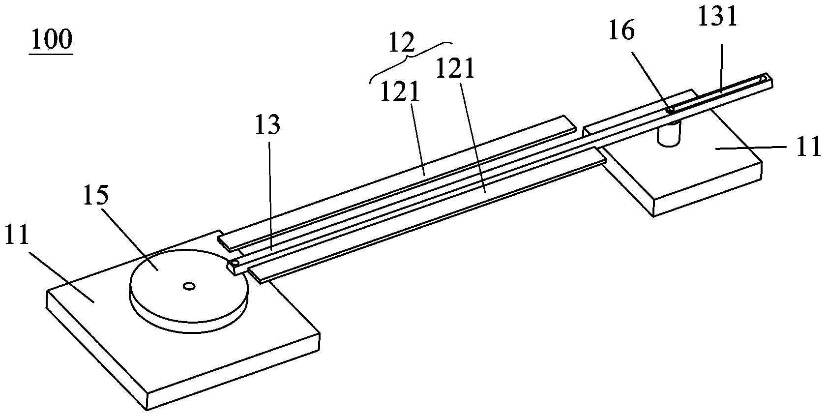 Horizontal cutting knife and paper shredding knife