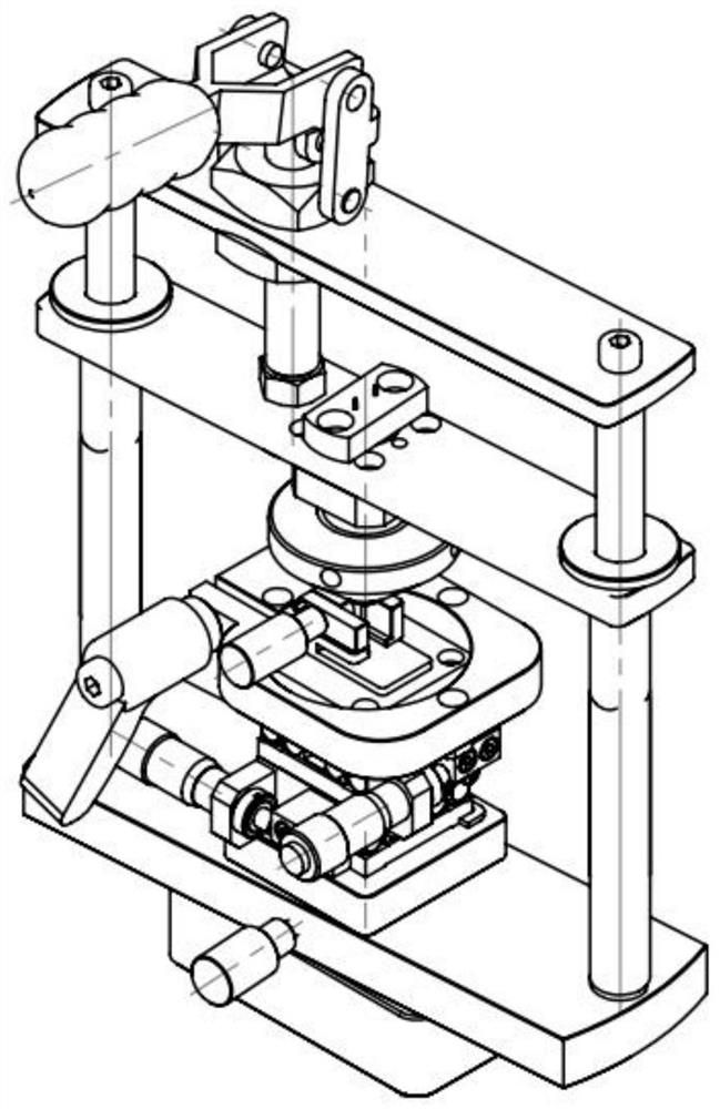 Active coupling device for isolator