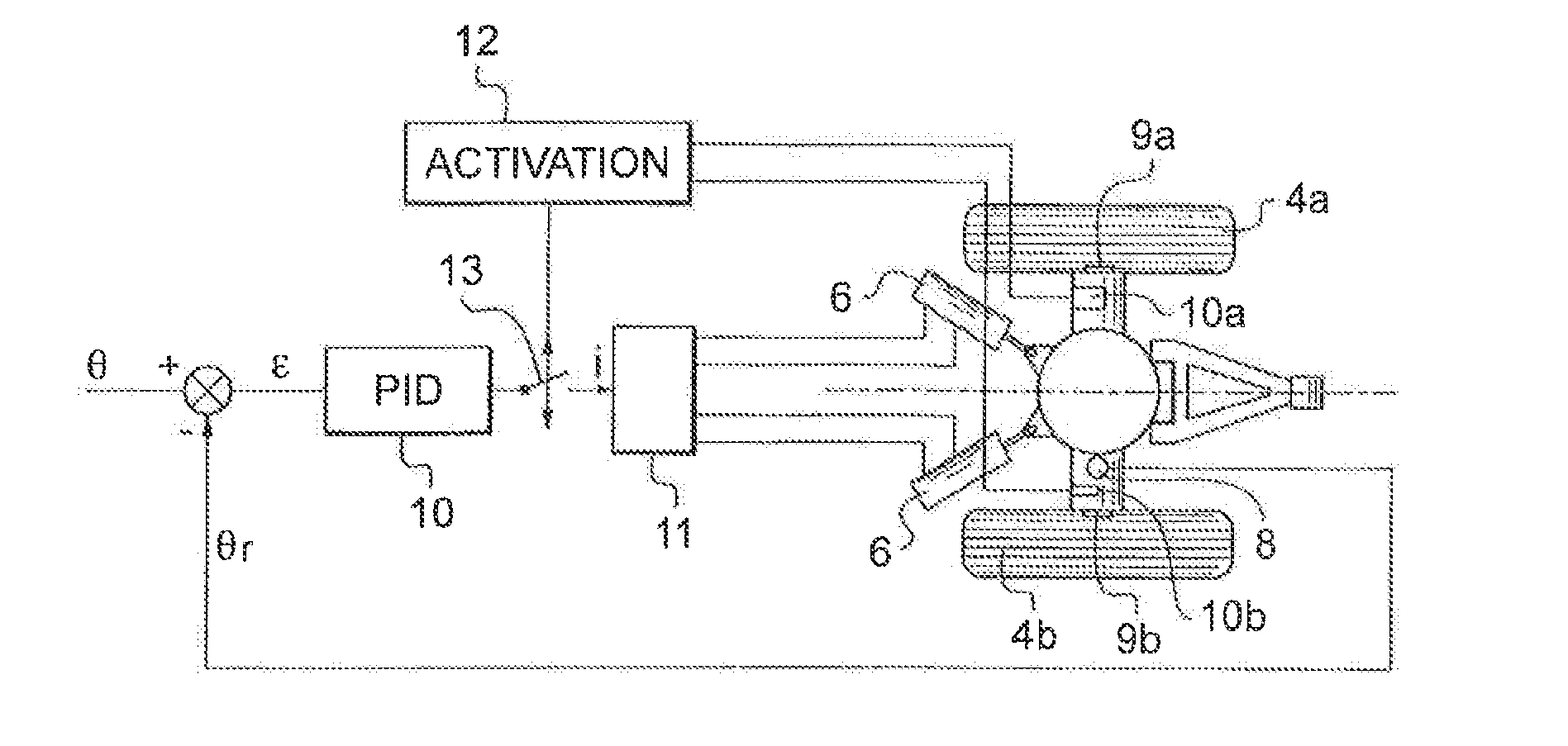 Method of managing the steering of aircraft wheels, in particular in the event of a tire bursting or deflating