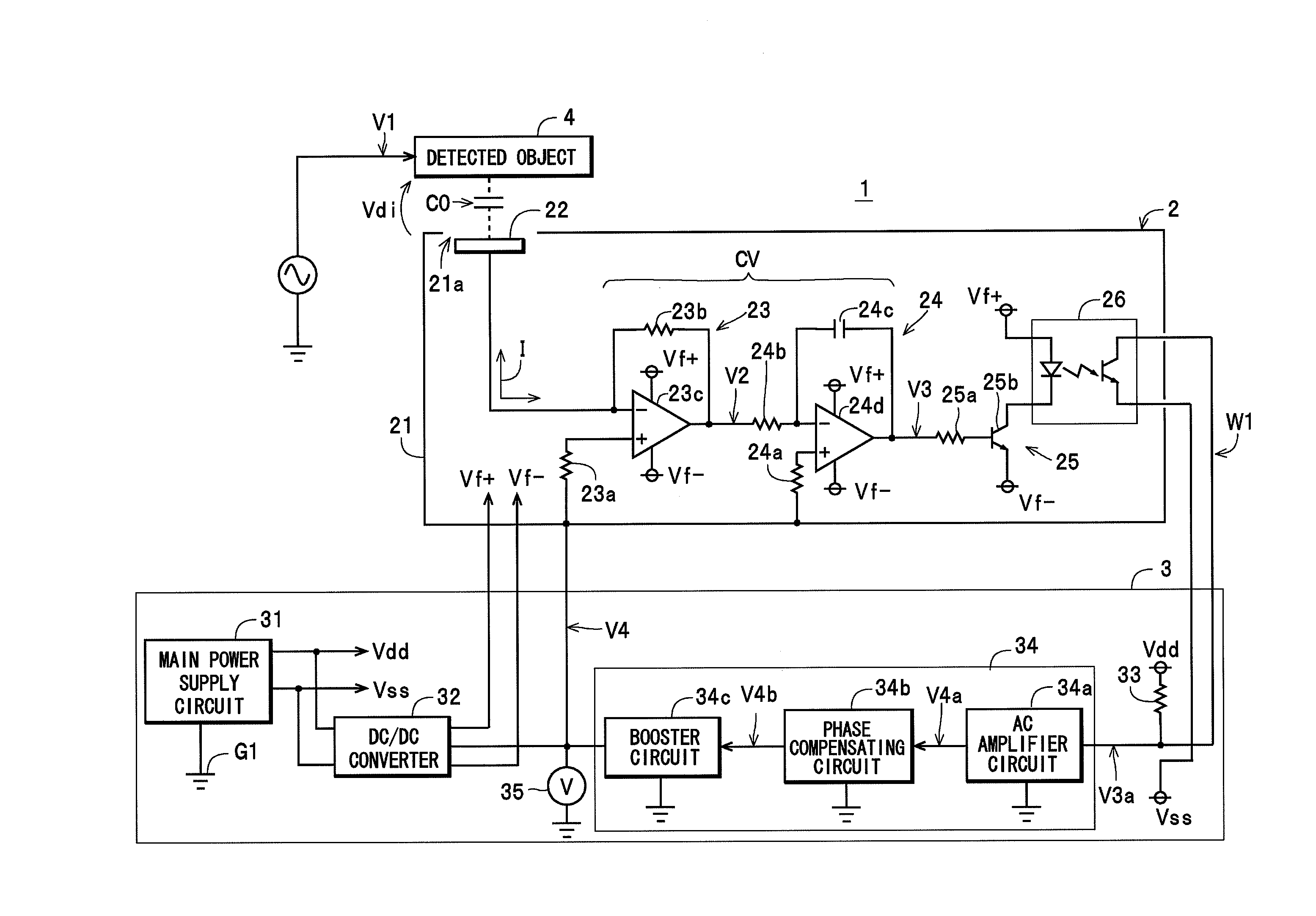 Voltage detecting apparatus and line voltage detecting apparatus having a detection electrode disposed facing a detected object