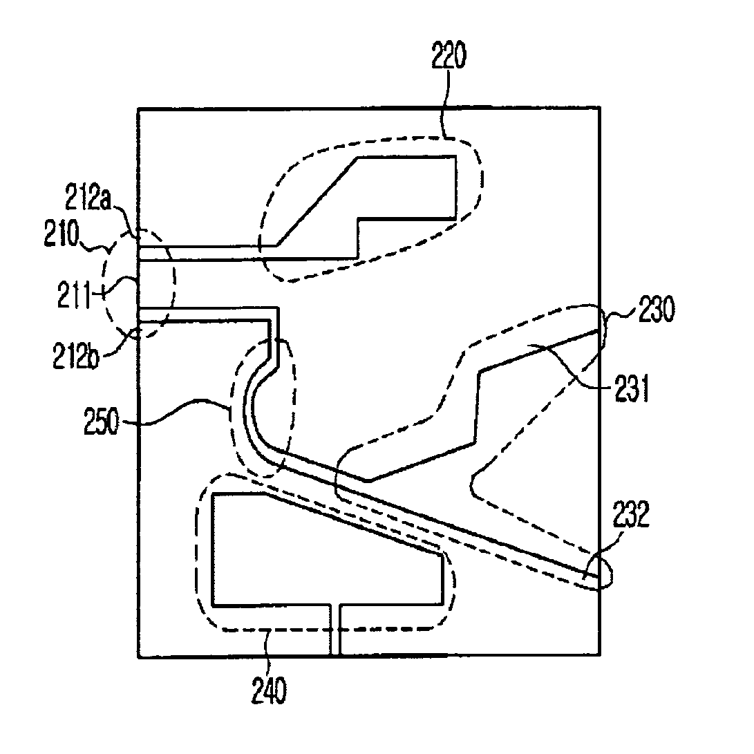 Small ultra wideband antenna having unidirectional radiation pattern