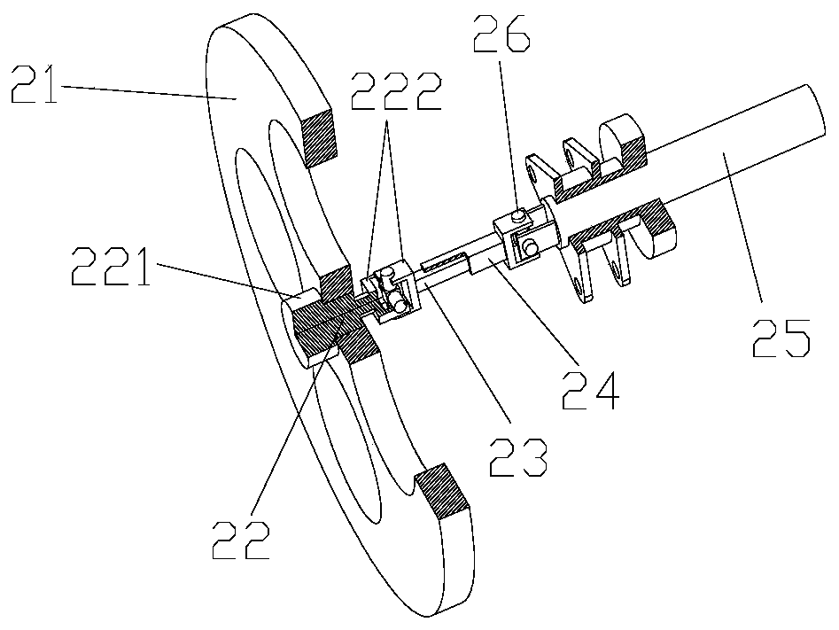 Wheel with variable center position applied to robot and method for adjusting center position