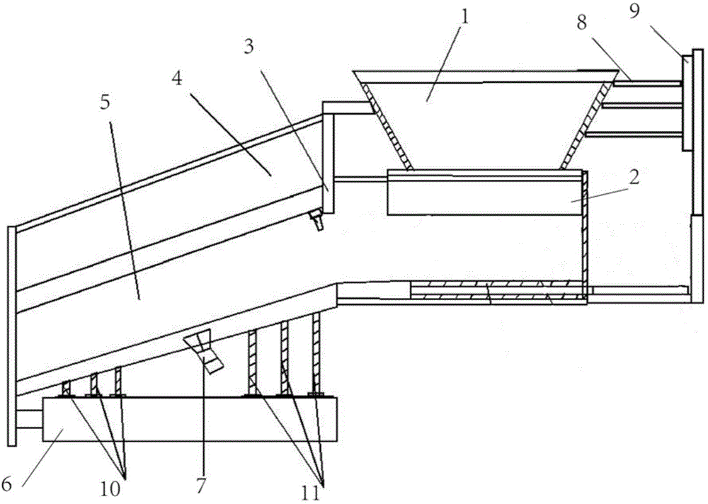 Material receiving device of paver