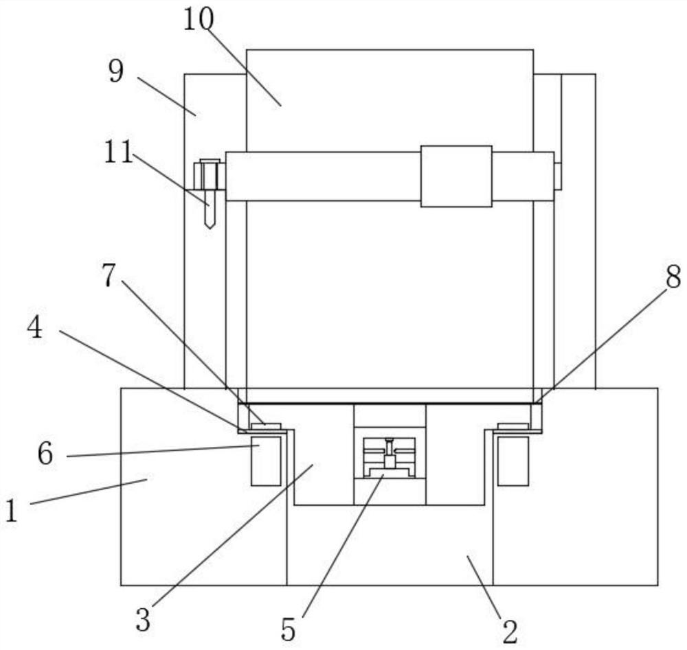 Built-in precise centering device of gyroscope