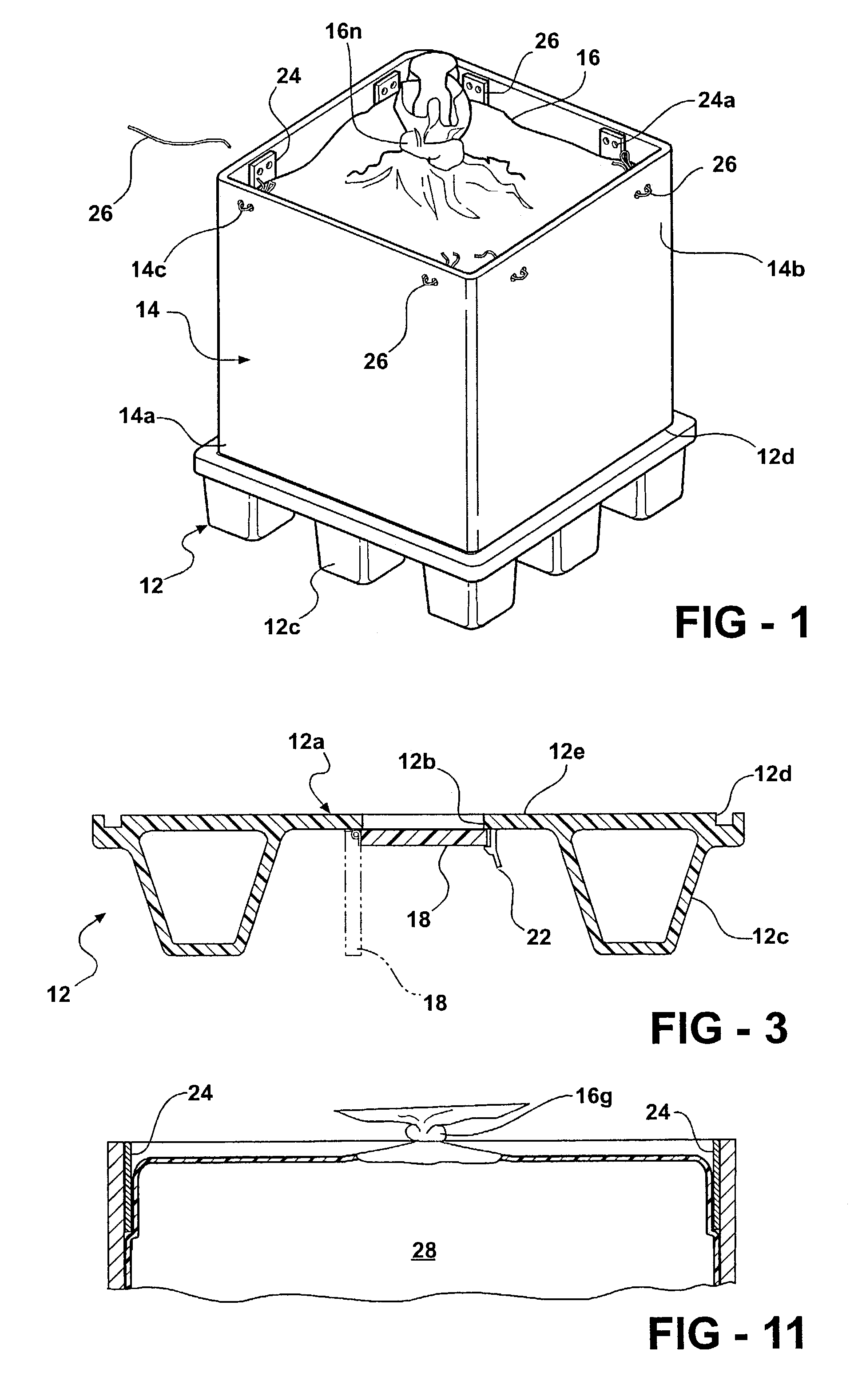 Bulk container with plastic liner