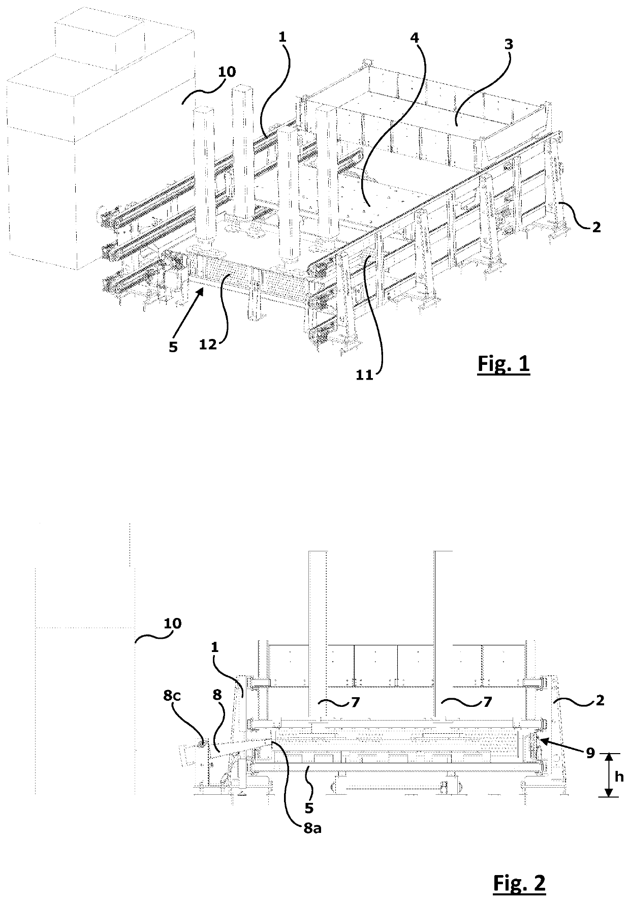 Sheet handling apparatus with automatic removal of separating foil and method thereof